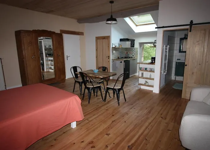 Le De Jacobiel Apartmán *